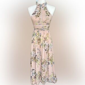 ☀️Haute Rogue Maxi Dress. Size medium